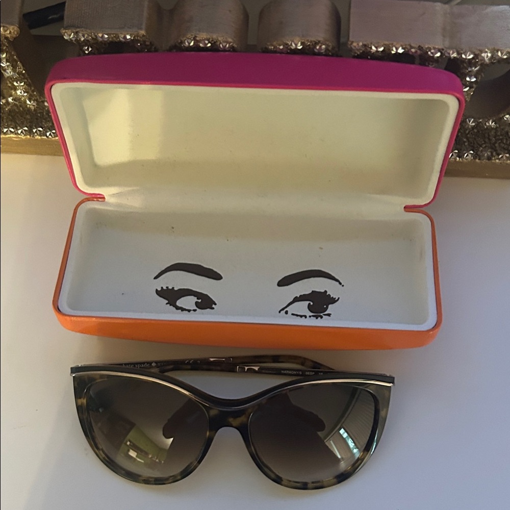 Kate Spade Black and Tortoise Sunglasses. Offers welcome - Picture 2 of 11